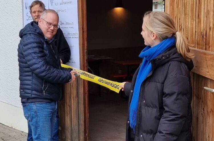 Buergermeister Martin Bartlweber Eroeffnet Die Ideenwerkstatt Seeon Dorf