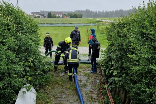 Kienberg Pumpeneinsatz Im Keller Des Sportheims